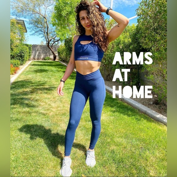 Alphalete Sports Bra and Leggings - Picture 8 of 9